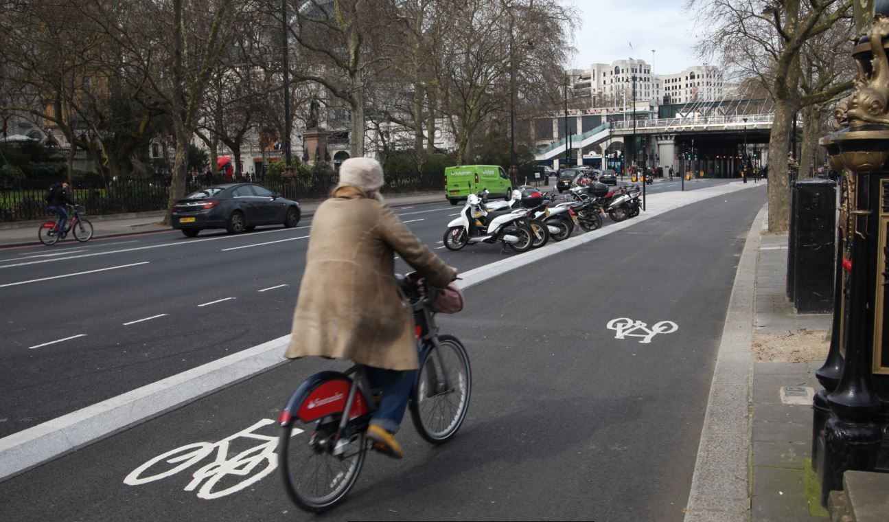 segregatd-cycle-path