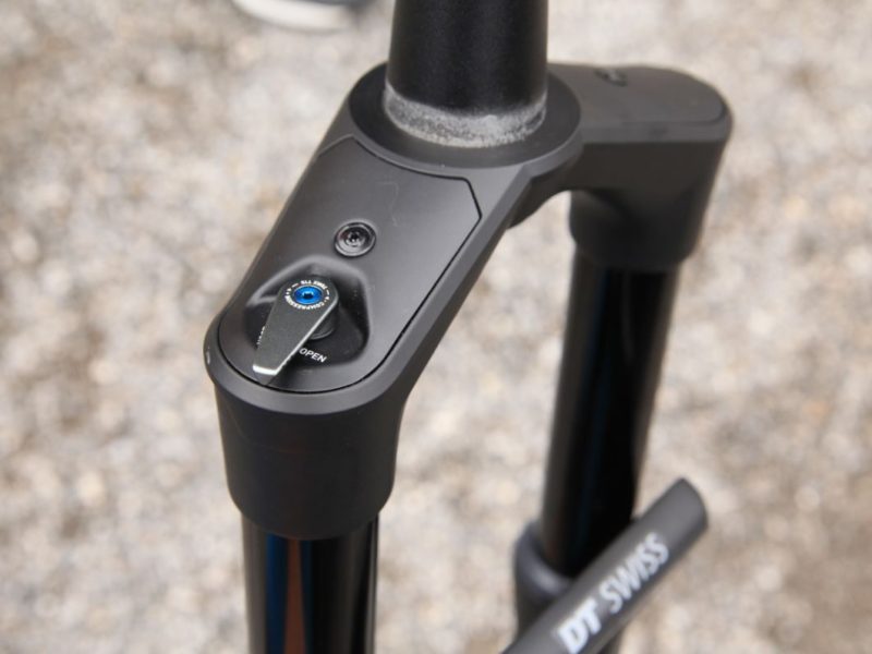 dt swiss suspension fork