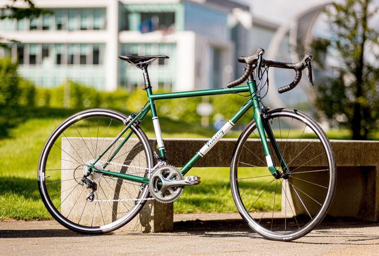 viking road bike green