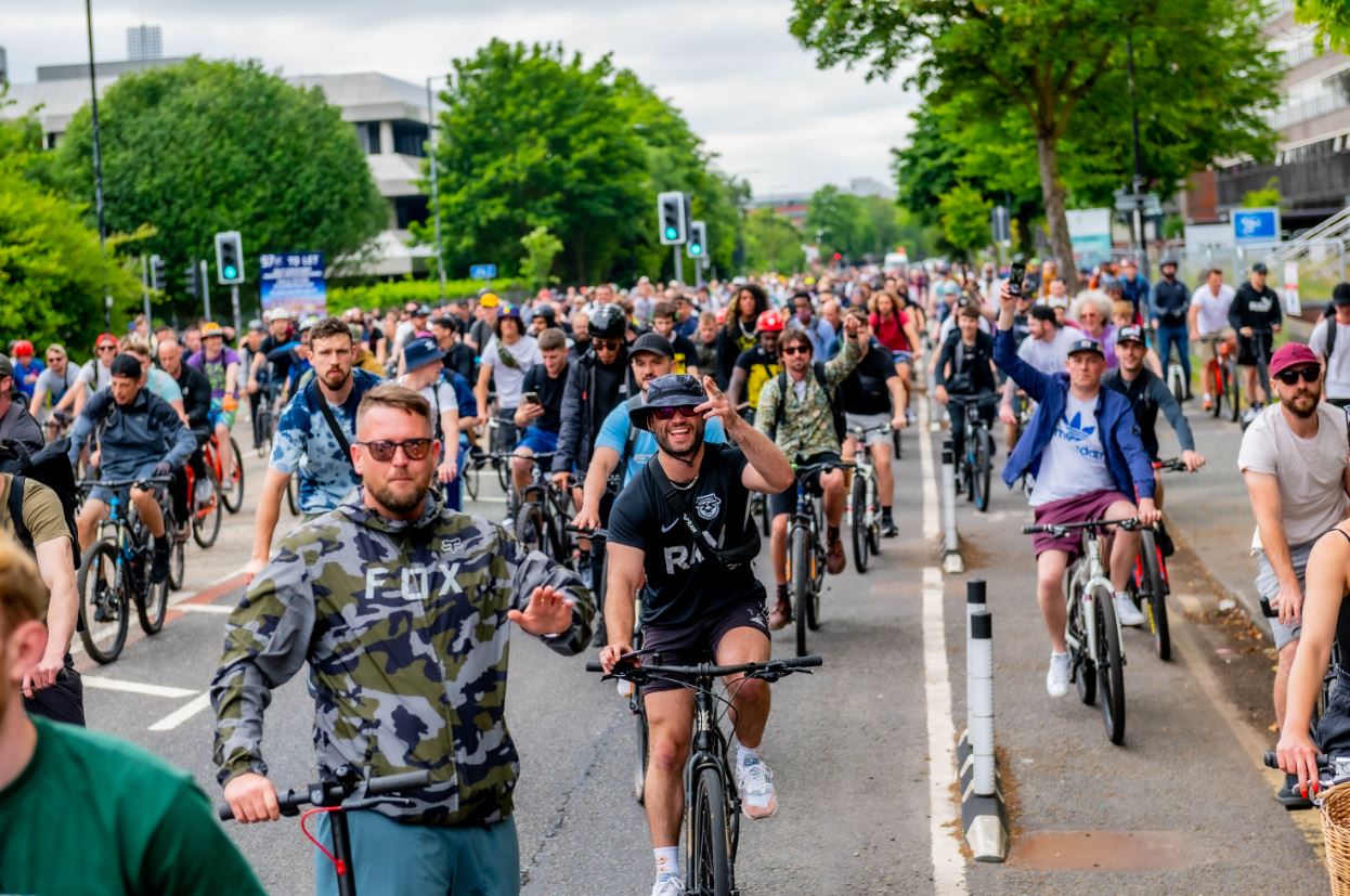 cycling dj