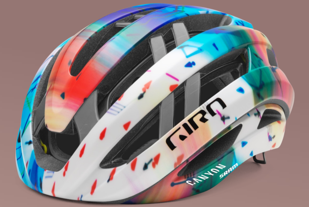 Giro 2024 canyon helmet