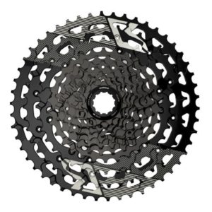Shimano CUES 11-50T cassette close up
