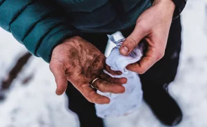 Crud Cloth being used on filth hands