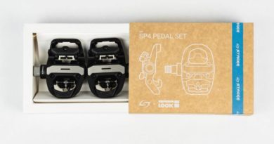 Stages and Look co developed SP4 pedals in open box