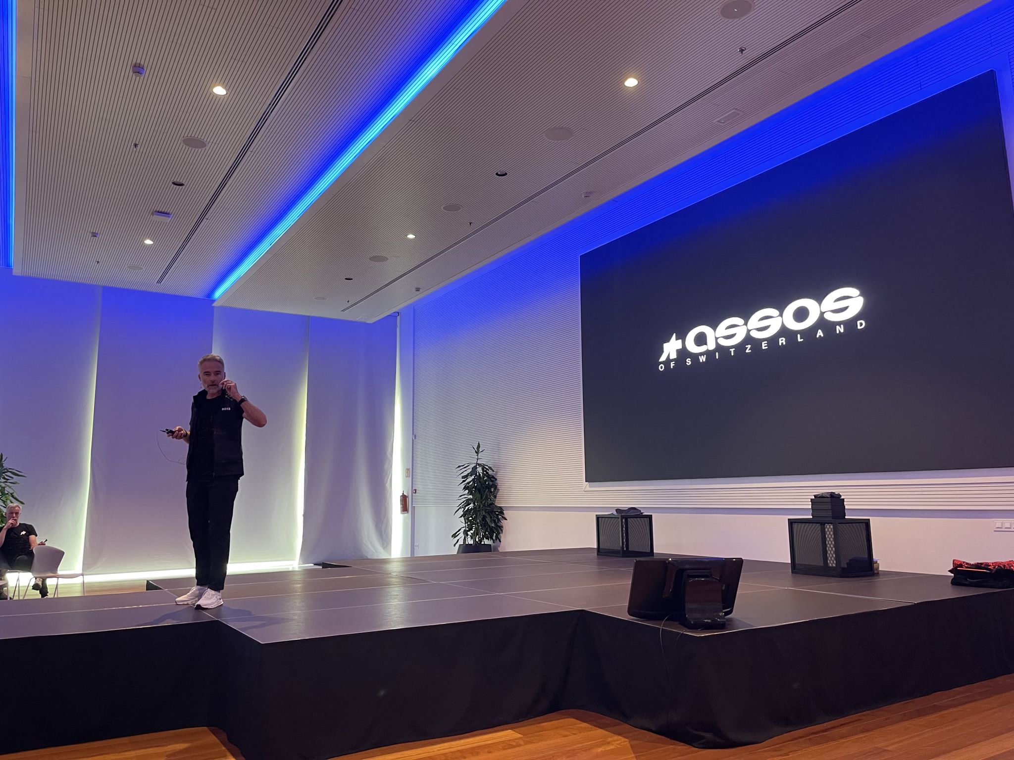 Assos hosts 2023 sales convention, presents SS24 to global sales team